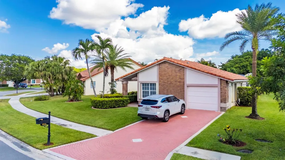 19626 Sea Pines Way Boca Raton, FL 33498