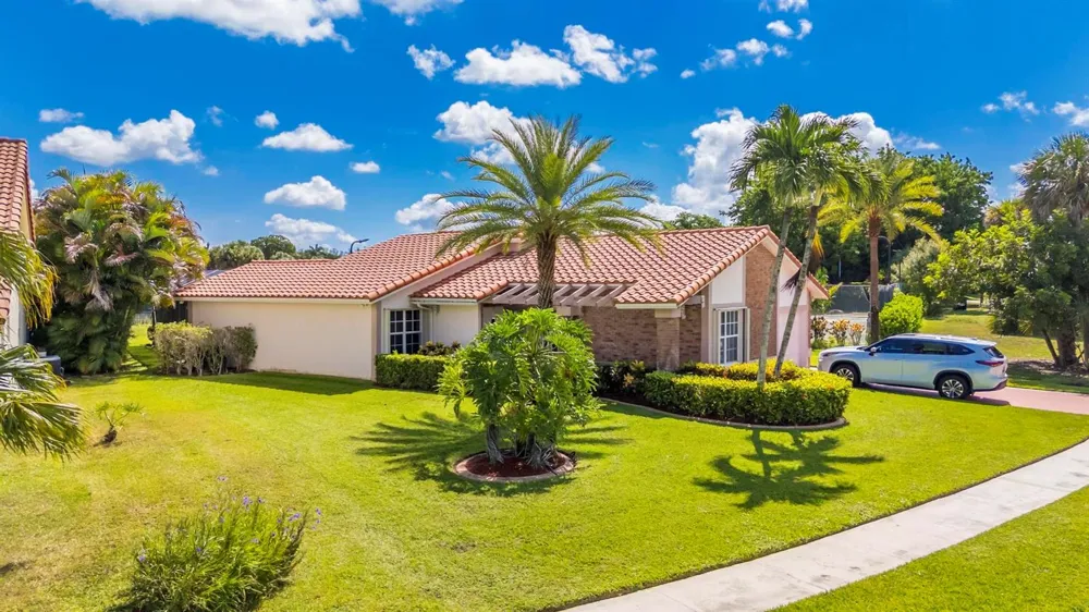 19626 Sea Pines Way Boca Raton, FL 33498