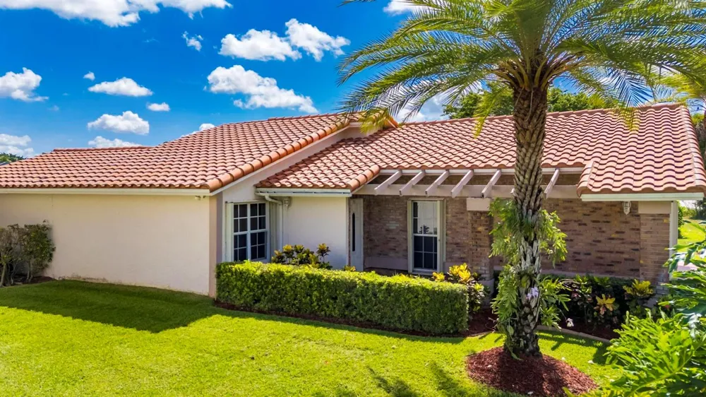 19626 Sea Pines Way Boca Raton, FL 33498