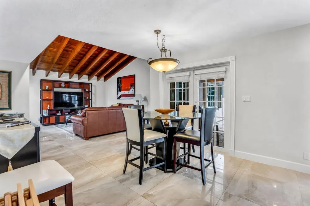 19626 Sea Pines Way Boca Raton, FL 33498