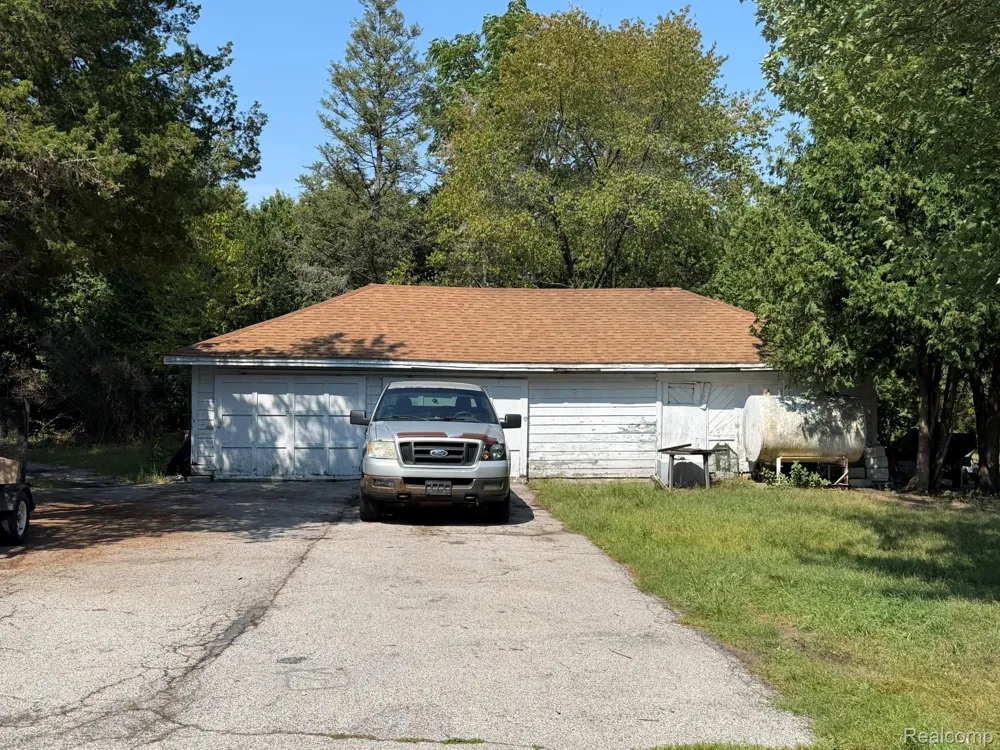 10704 Us Highway 31 Free Soil Village, MI 49411