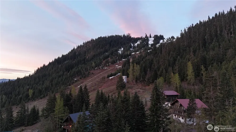 201 Innsbruck Drive Snoqualmie Pass, WA 98068