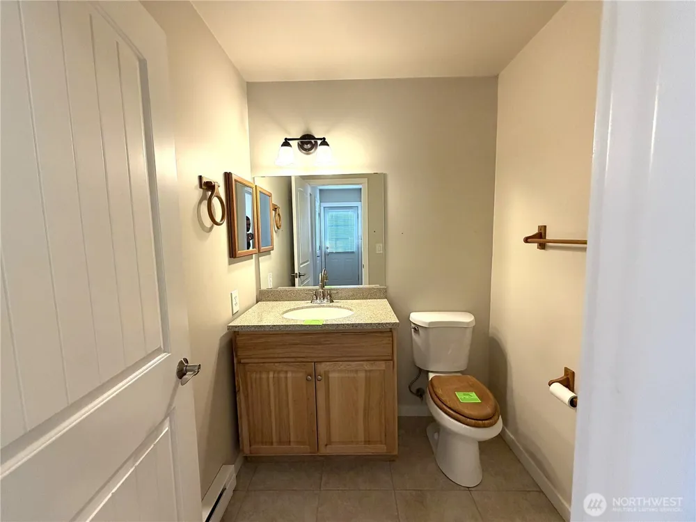 62 HERON LOOP Republic, WA 99166