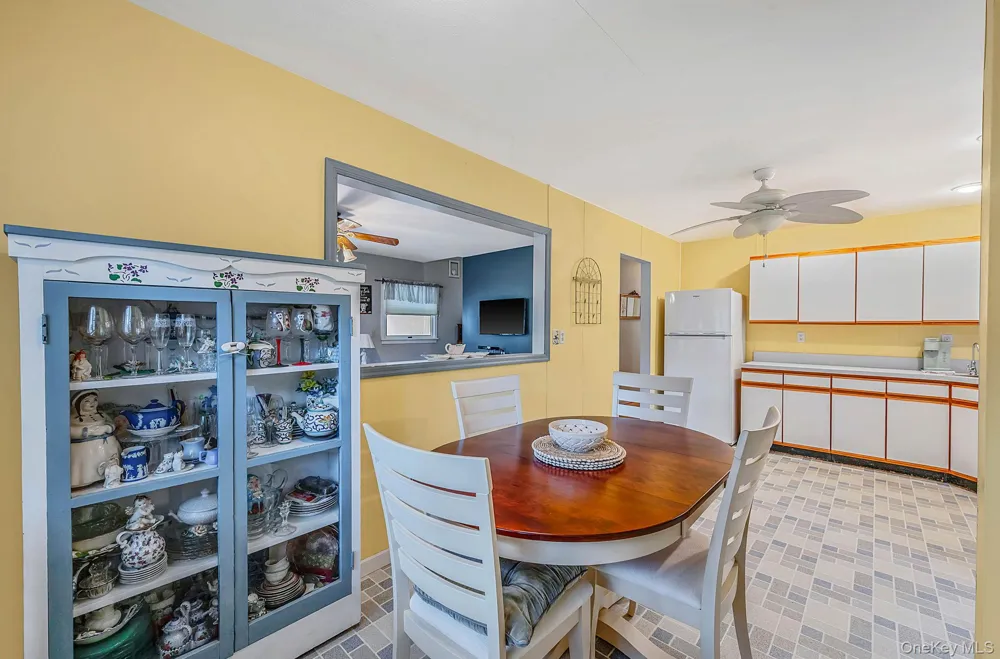 45 Reeves Road Center Moriches, NY 11934