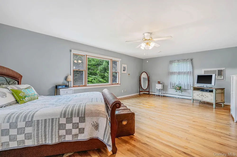 45 Reeves Road Center Moriches, NY 11934