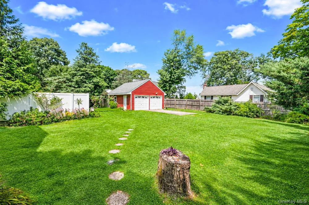 45 Reeves Road Center Moriches, NY 11934