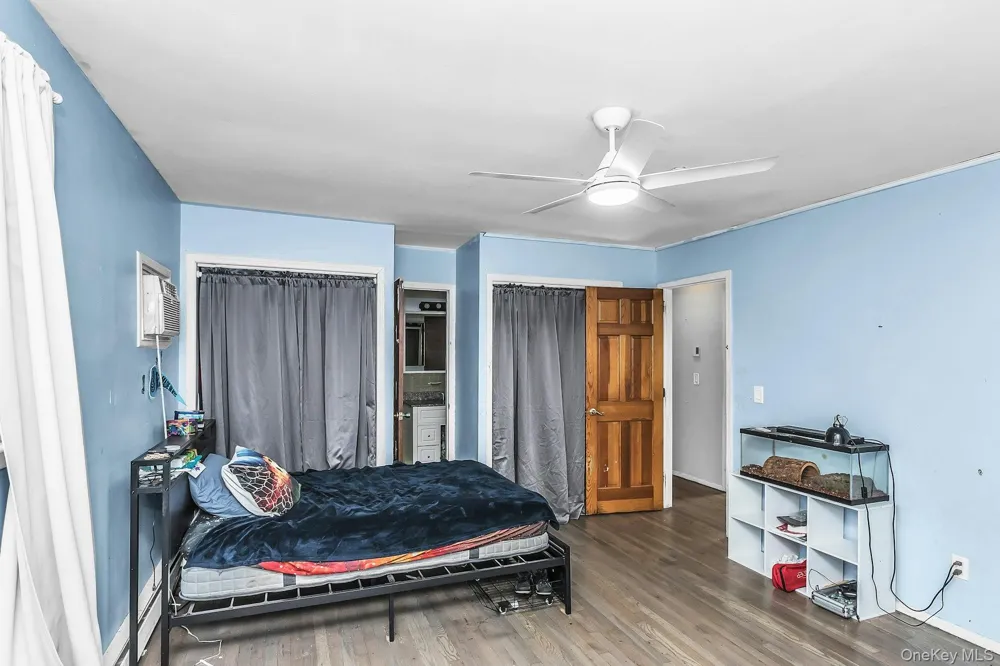 1 Karen Court Bayville, NY 11709