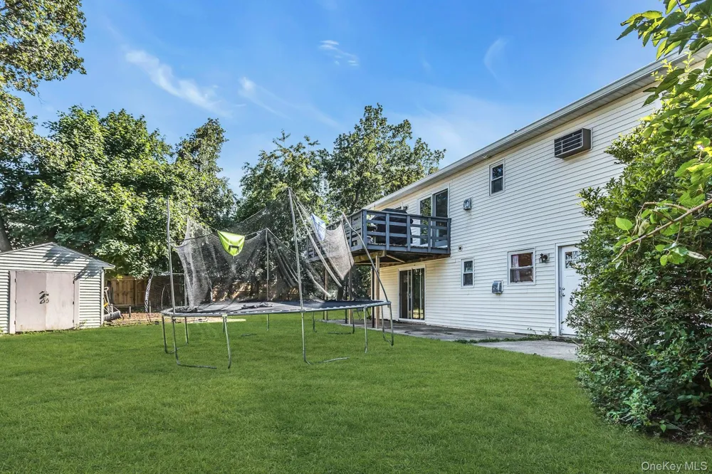 1 Karen Court Bayville, NY 11709