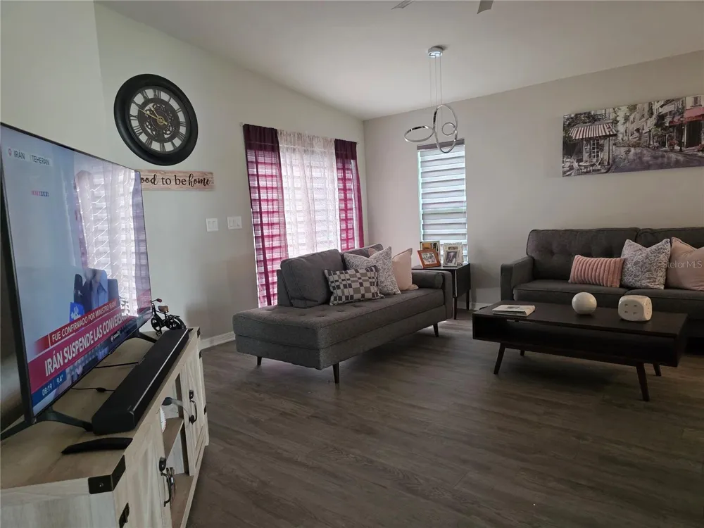 424 CAPRI WAY Auburndale, FL 33823