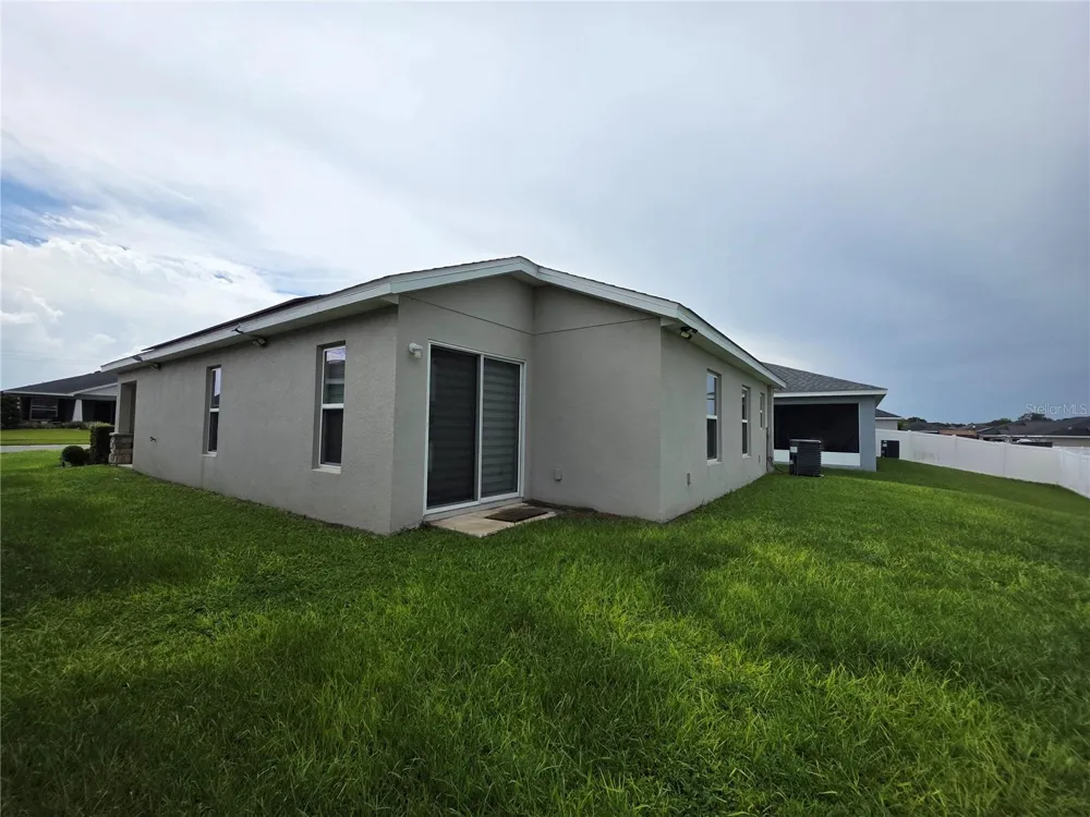 424 CAPRI WAY Auburndale, FL 33823
