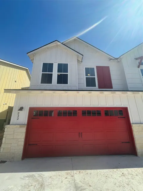 232 Sapphire Road