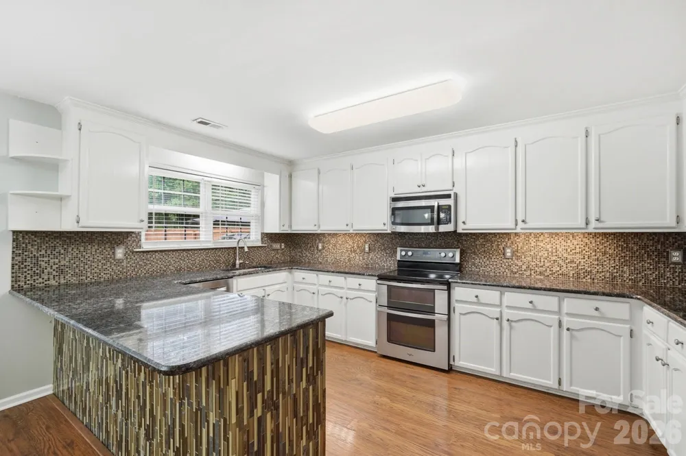 359 Linsbury Court Gastonia, NC 28056
