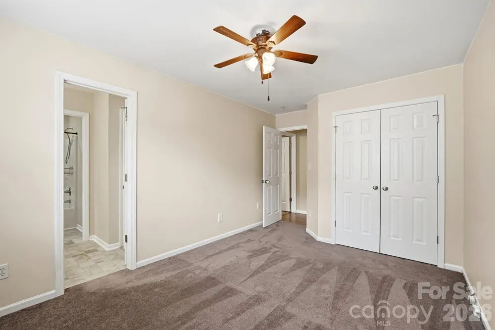 359 Linsbury Court Gastonia, NC 28056
