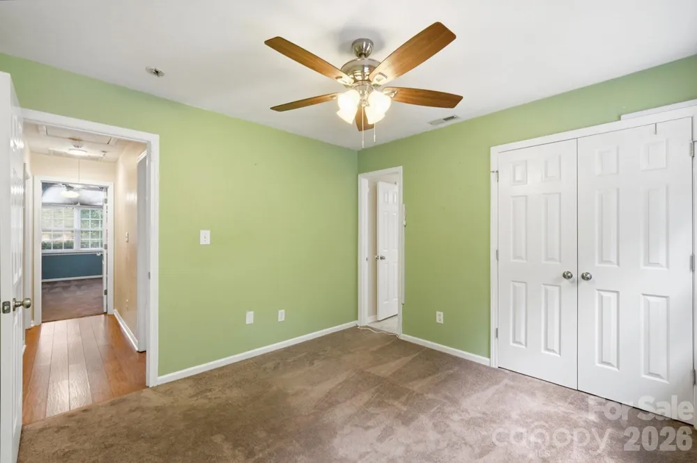 359 Linsbury Court Gastonia, NC 28056