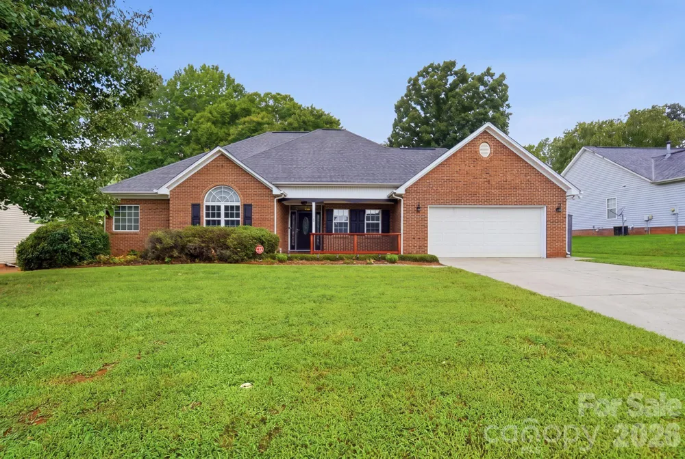 359 Linsbury Court Gastonia, NC 28056