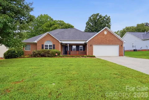 359 Linsbury Court