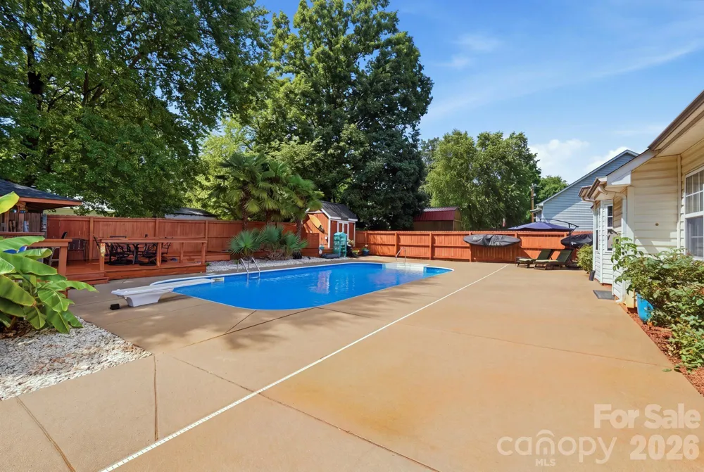 359 Linsbury Court Gastonia, NC 28056