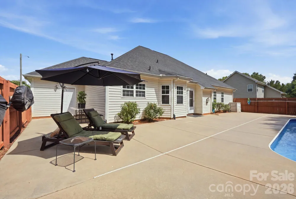 359 Linsbury Court Gastonia, NC 28056