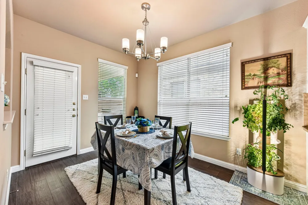 10216 Anahuac Trail Austin, TX 78747