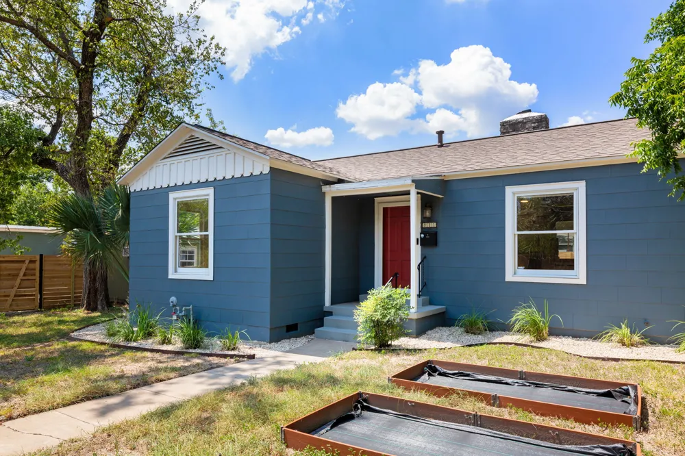 811 E 45th Street Austin, TX 78751