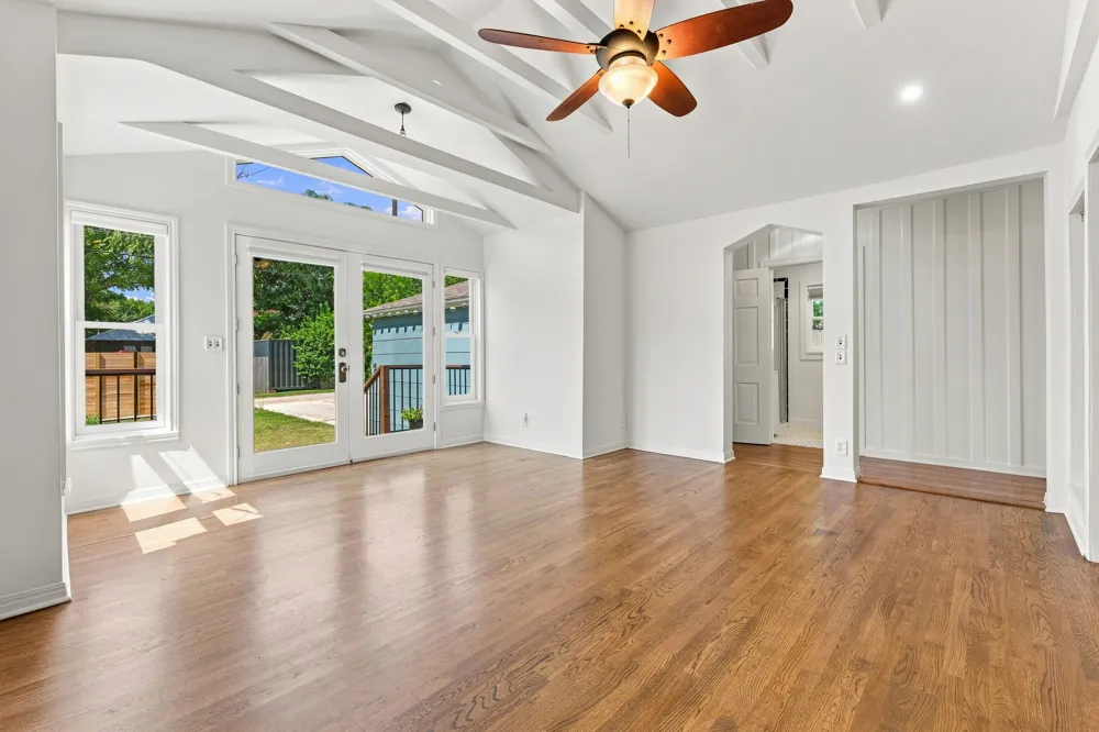 811 E 45th Street Austin, TX 78751