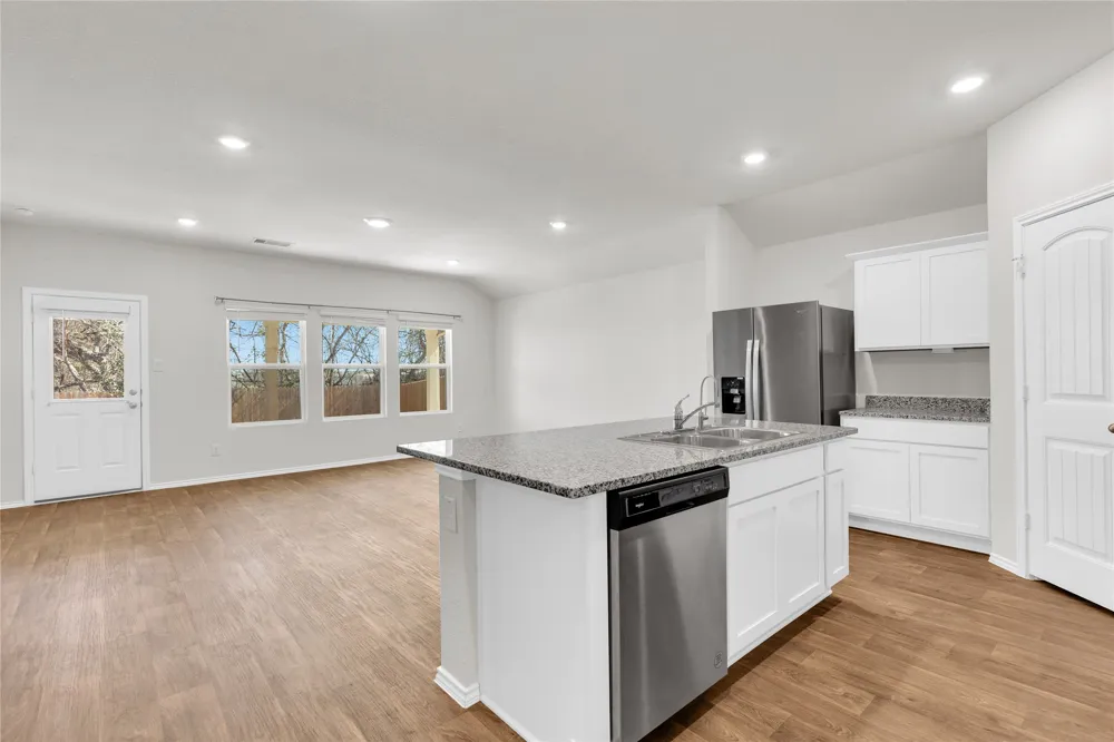 238 Sickle Loop Uhland, TX 78640