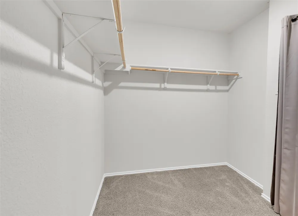 238 Sickle Loop Uhland, TX 78640