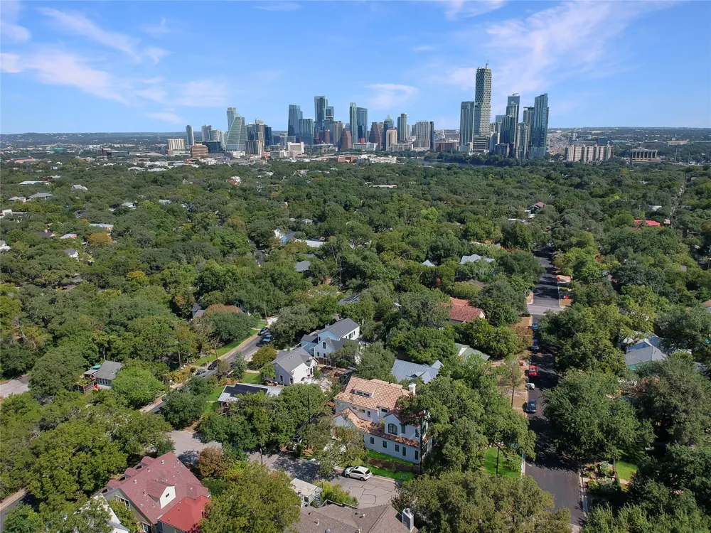 1806 Alta Vista Avenue Austin, TX 78704