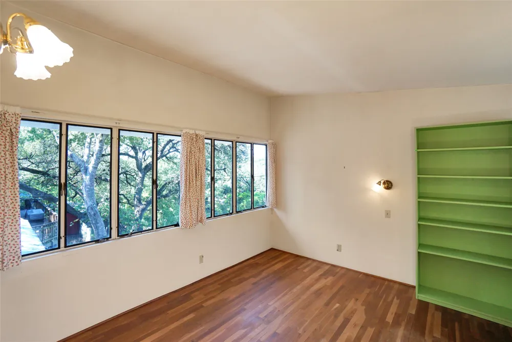 1806 Alta Vista Avenue Austin, TX 78704