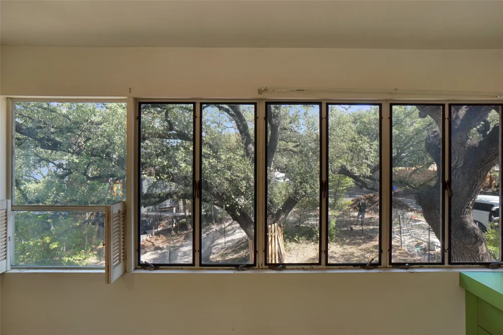 1806 Alta Vista Avenue Austin, TX 78704