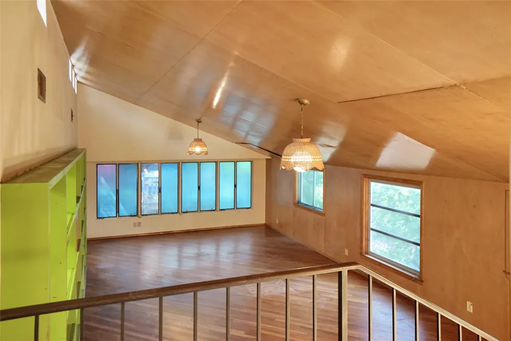 1806 Alta Vista Avenue Austin, TX 78704