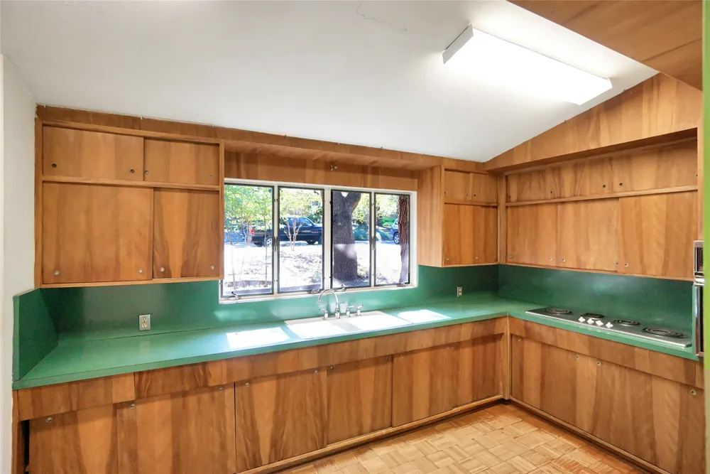 1806 Alta Vista Avenue Austin, TX 78704