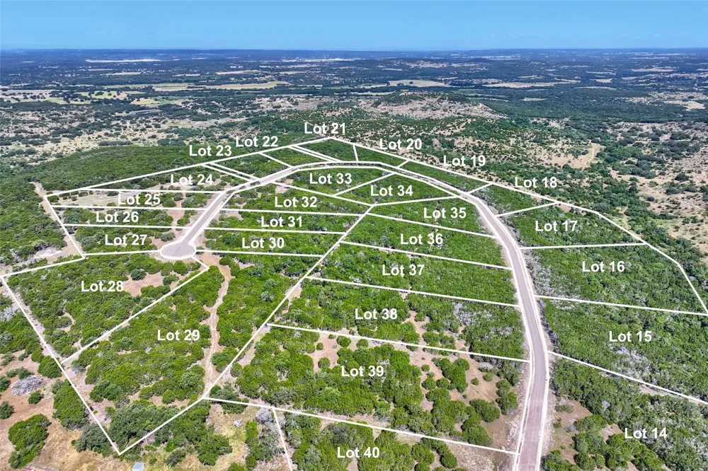 5 Hank Williams Way Burnet, TX 78605