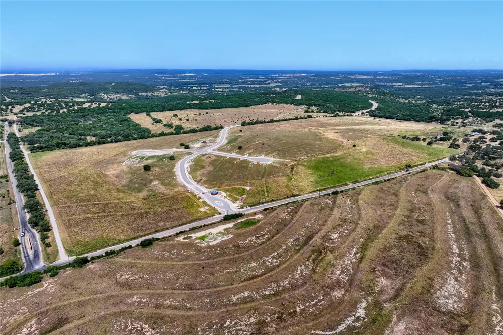 5 Hank Williams Way Burnet, TX 78605