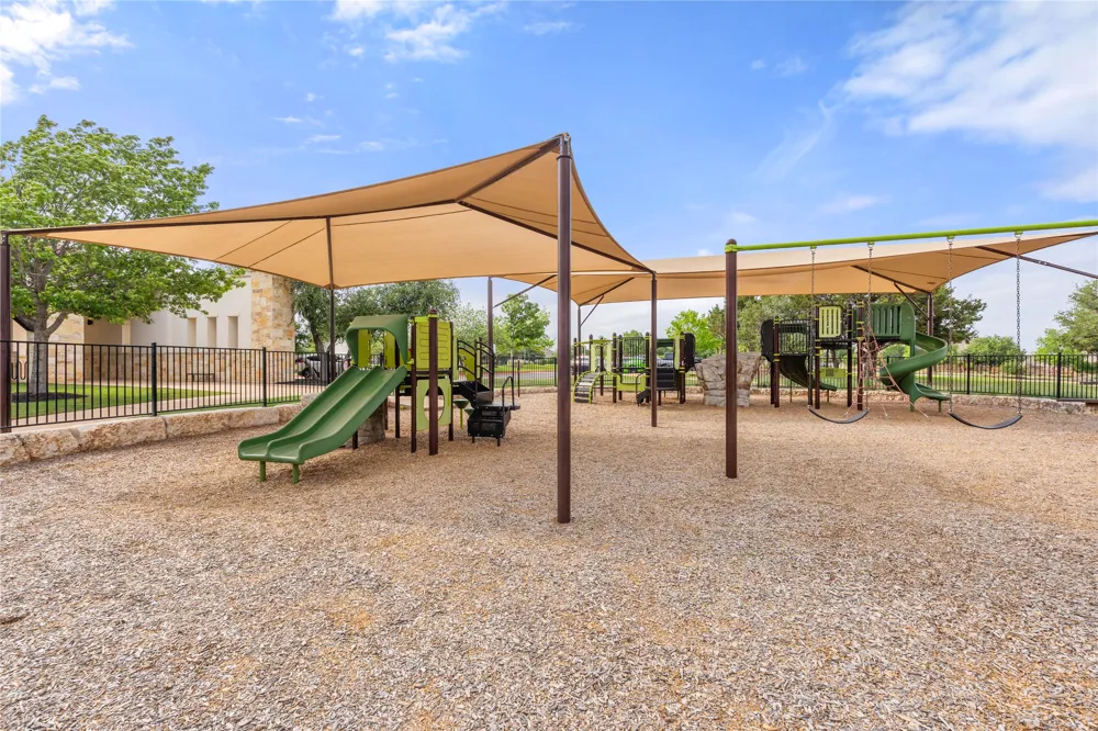 203 Bisset Court Lakeway, TX 78738