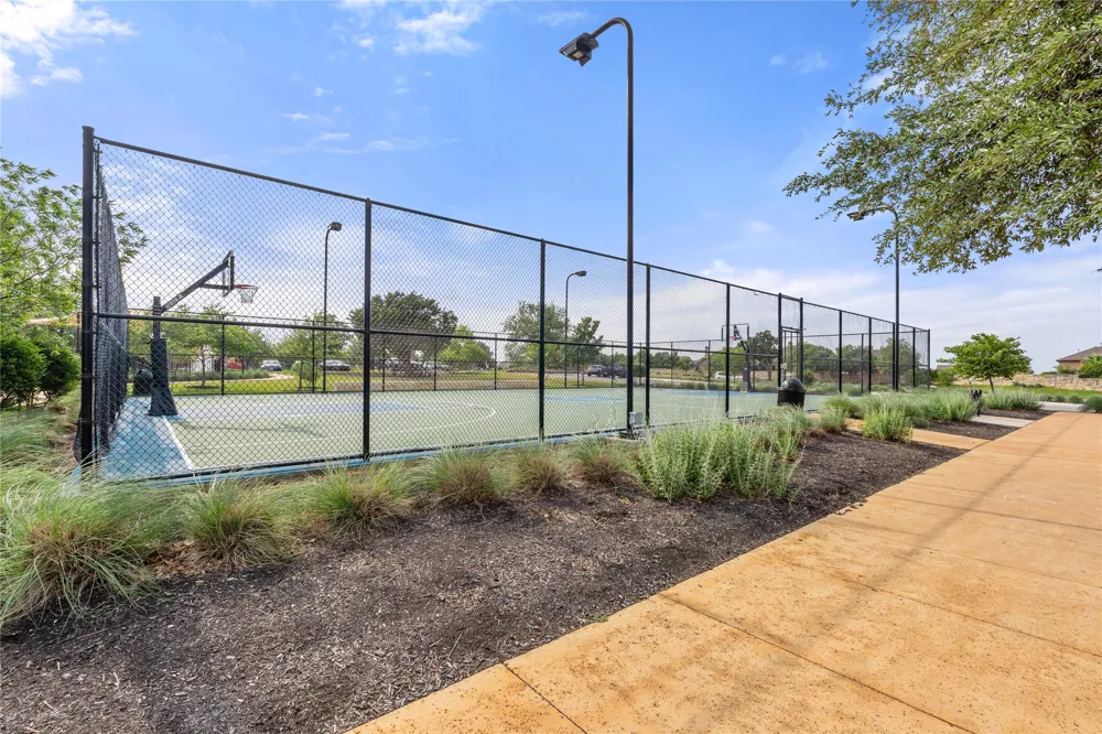 203 Bisset Court Lakeway, TX 78738