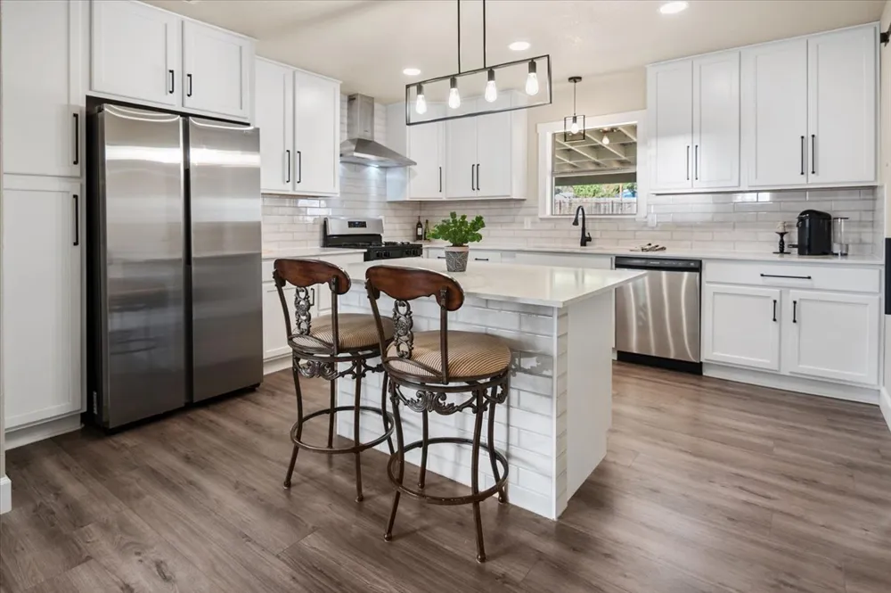 1236 Martin Street Mason, TX 76856