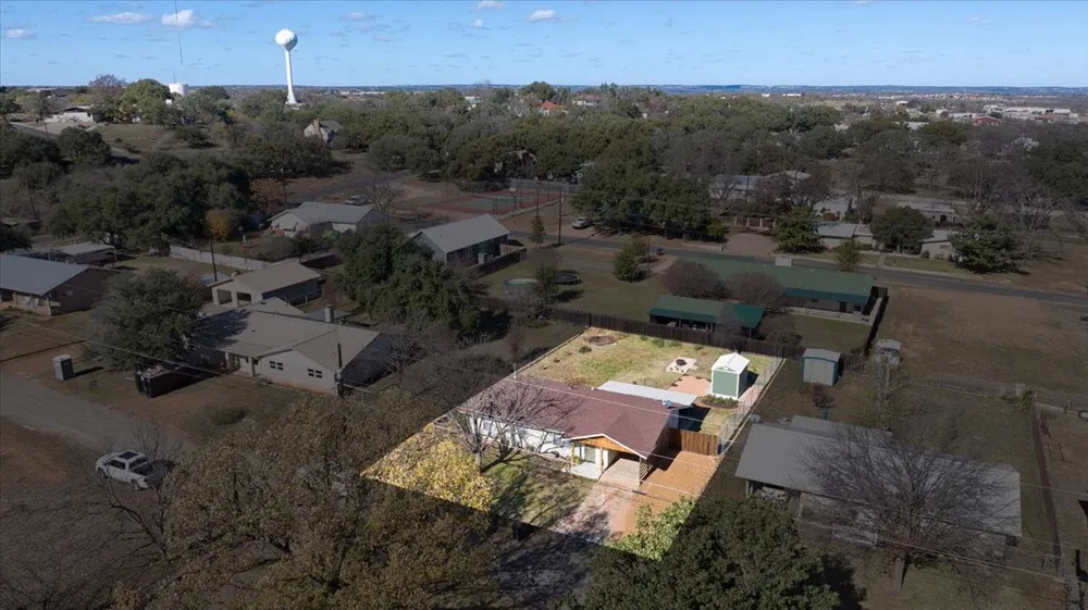 1236 Martin Street Mason, TX 76856