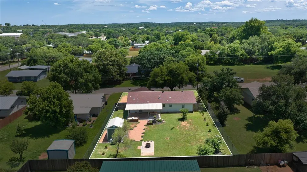 1236 Martin Street Mason, TX 76856