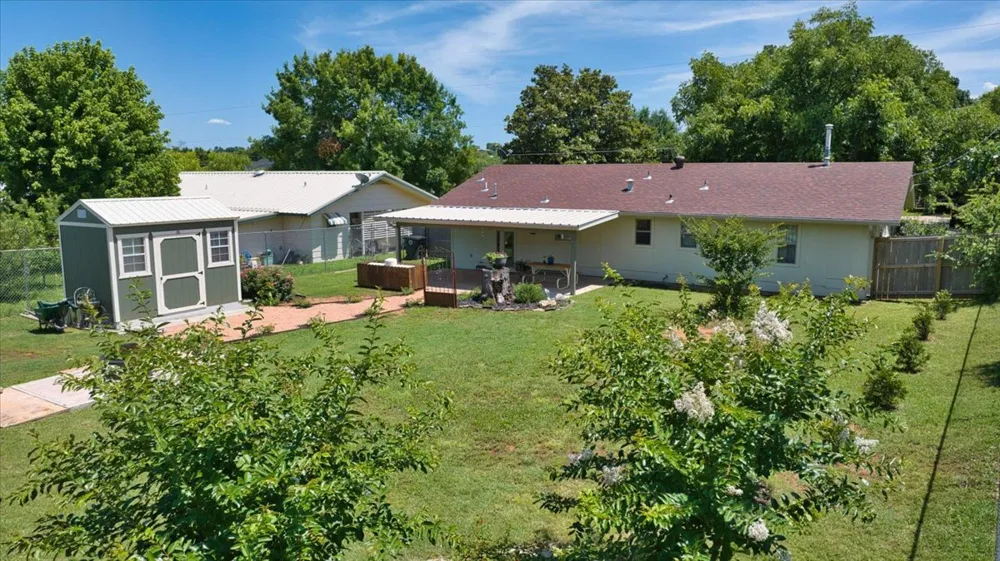 1236 Martin Street Mason, TX 76856
