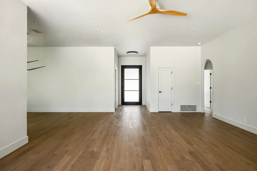 7704 Kiva Drive Austin, TX 78749