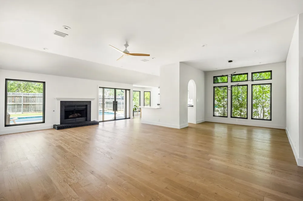 7704 Kiva Drive Austin, TX 78749