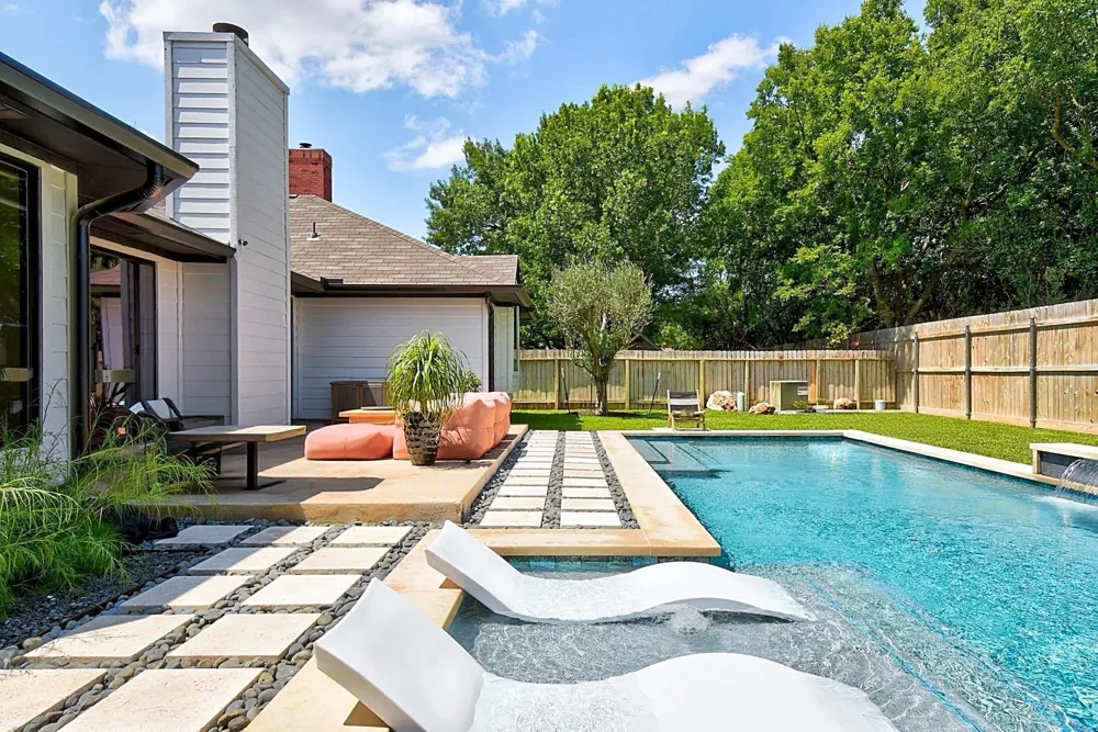 7704 Kiva Drive Austin, TX 78749