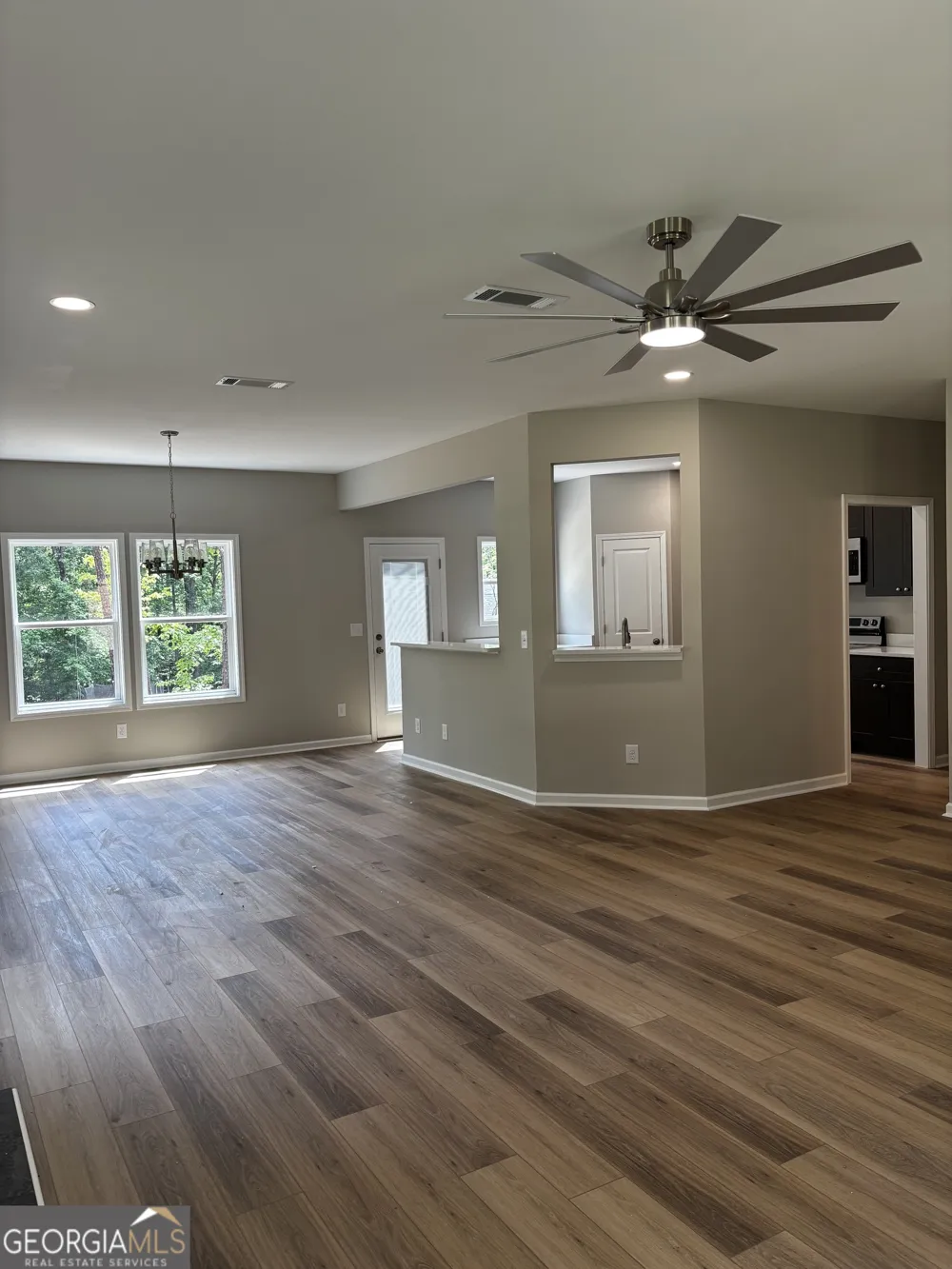 15 Oriole CIR Monticello, GA 31064