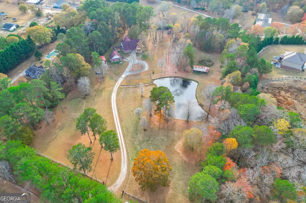 525 Cooper RD Loganville, GA 30052