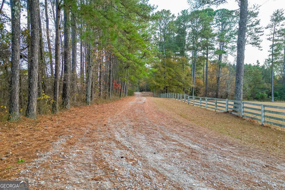 525 Cooper RD Loganville, GA 30052