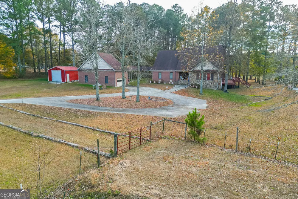 525 Cooper RD Loganville, GA 30052