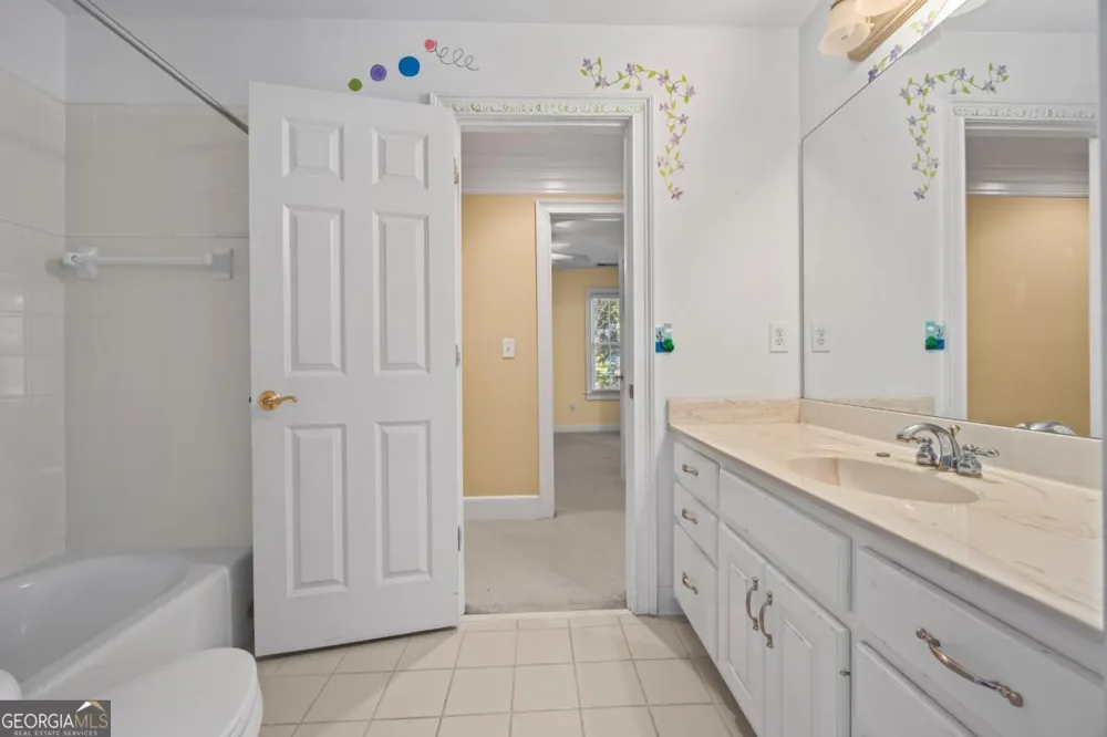 6000 Eagle Close LN Sugar Hill, GA 30518