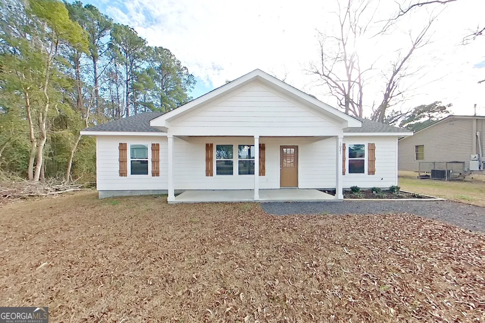 1021 11th AVE NW Moultrie, GA 31768