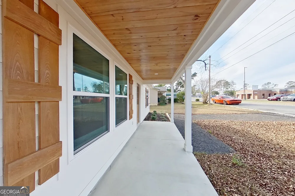 1021 11th AVE NW Moultrie, GA 31768